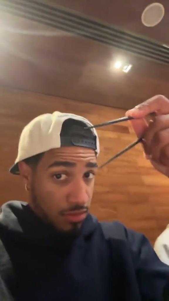 歸化歸化哈利伯頓這筷子拿的還挺標準?。?！