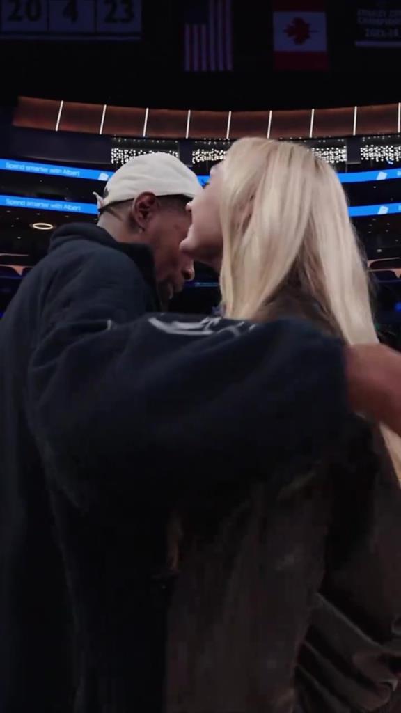 卡梅倫布林克這大長腿，KD都得多看幾眼