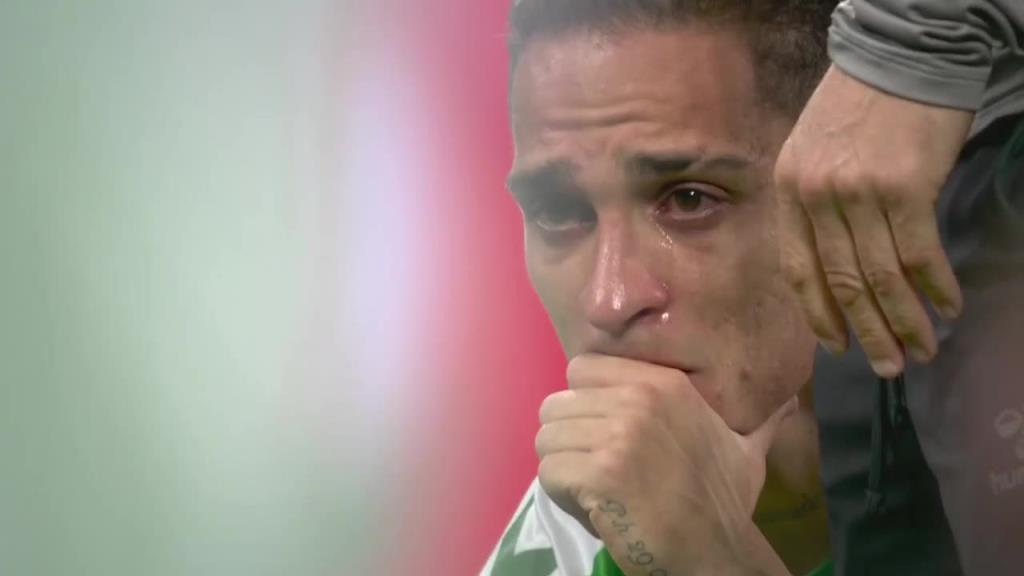 圓神落淚！無緣歐協(xié)聯(lián)冠軍安東尼淚灑賽場(chǎng)！