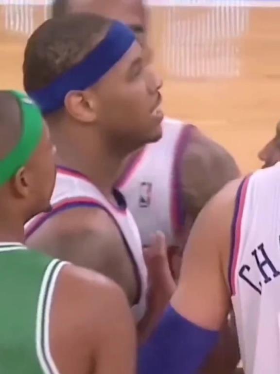 社會(huì)瓜！當(dāng)年安東尼與加內(nèi)特發(fā)生沖突，賽后瓜哥帶人堵綠軍大巴